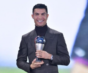 Cetak Gol Terbanyak di Level Internasional, Ronaldo Diberi Penghargaan Spesial FIFA 2021